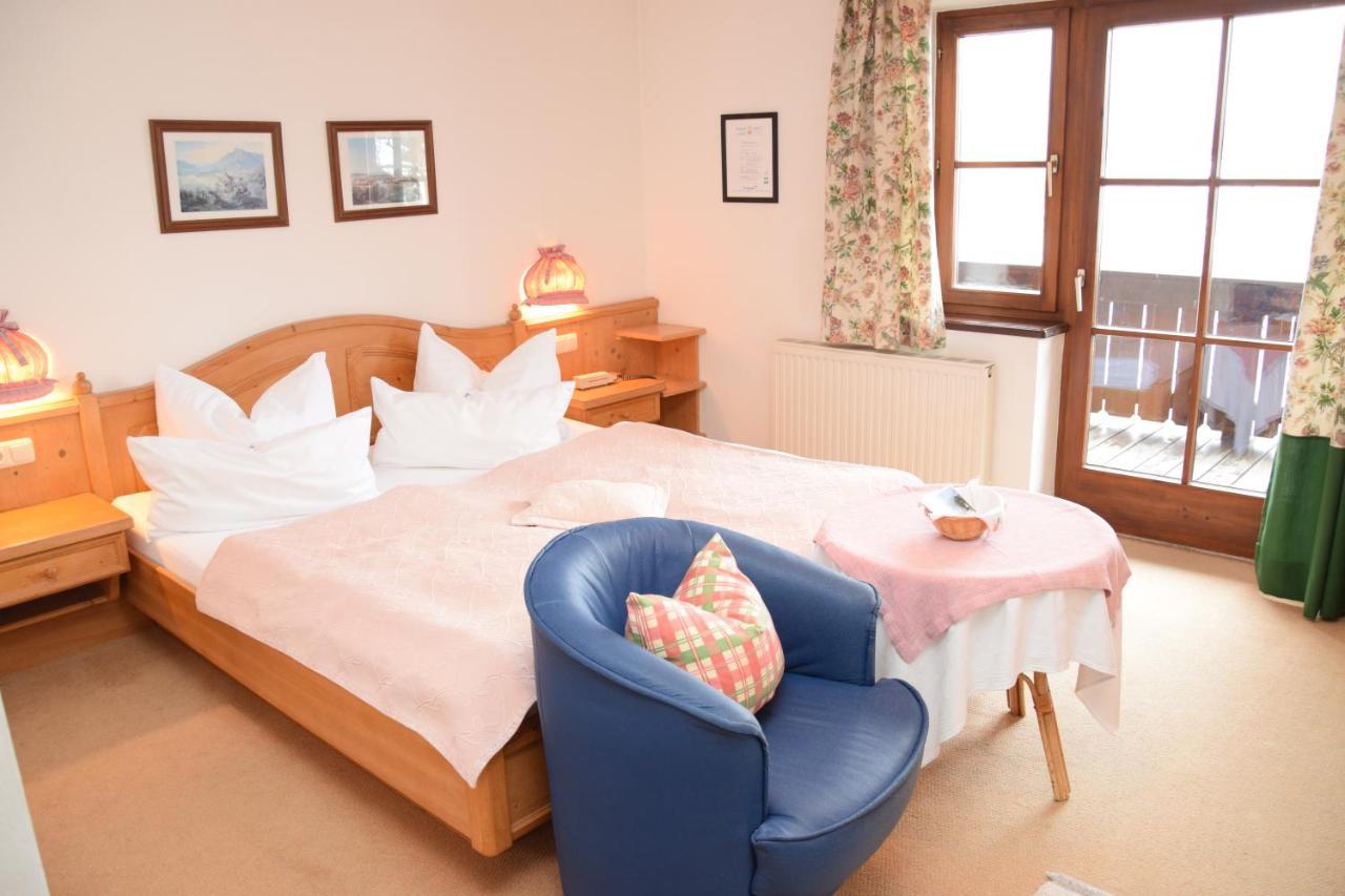 Seehotel Huber Sankt Gilgen Exteriör bild